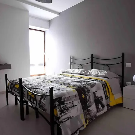 Casa Roncalli 19-a * Фолиньо