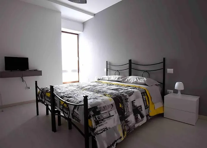 Casa Roncalli 19-a * Фолиньо